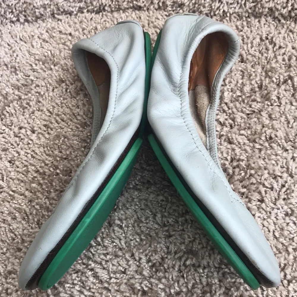 Tieks Cool Grey Leather Ballet Flats size 7